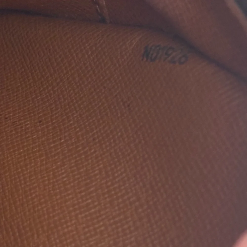 Louis Vuitton Blois Monogram Crossbody Bags 🌟 - Picture 10 of 14